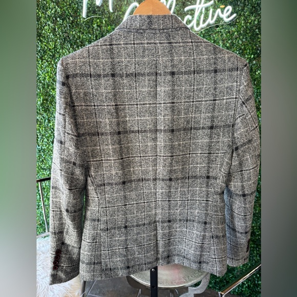 Sod Grey Plaid Knit Blazer - Picture 7 of 9